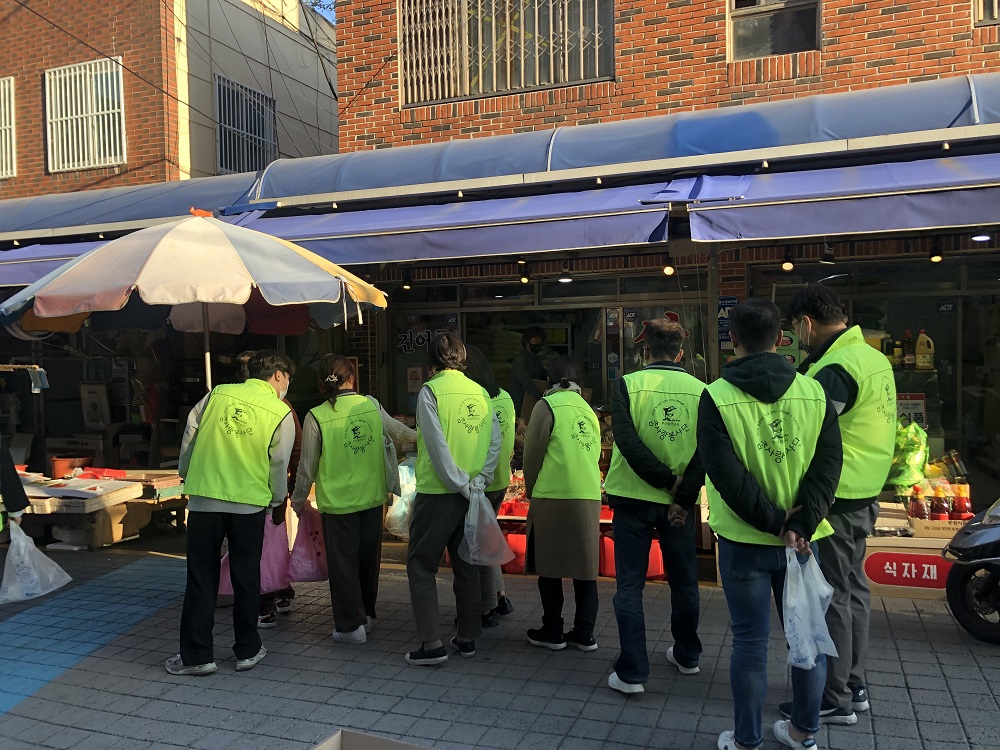 부산항만공사, 전통시장 소상공인과 함께 해조류로 만든 친환경 제품으로 상생 활동 성료