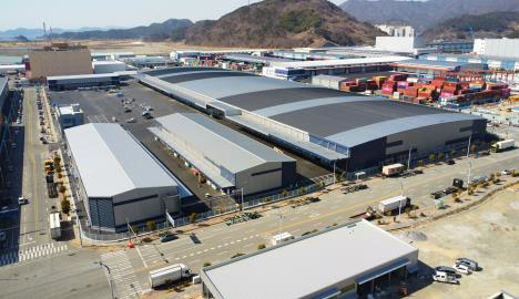 부산항 신항 웅동 배후단지, 5년만에 새 물류창고 준공