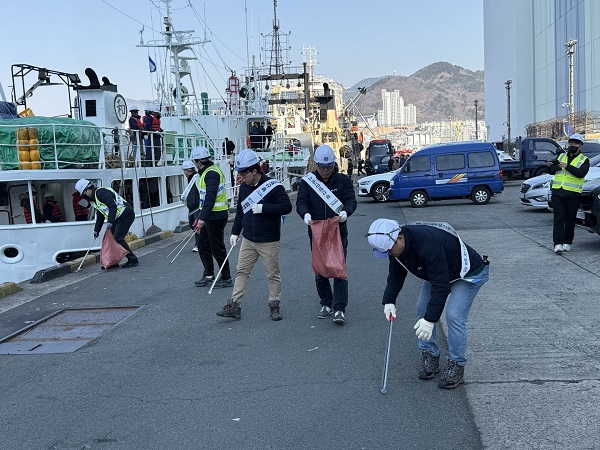 부산항만공사, 감천항 이용자와 함께하는 환경개선 캠페인 시행