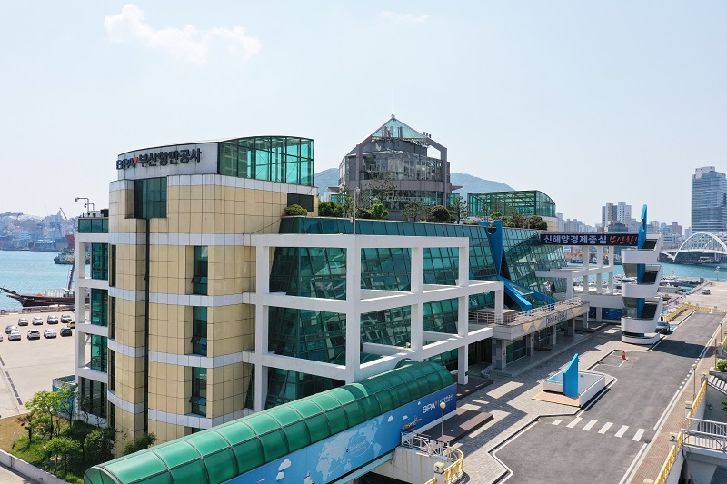지속가능한 부산항 만든다...부산항만공사-동반위, 2년 연속 협력사 ESG 지원 이어가