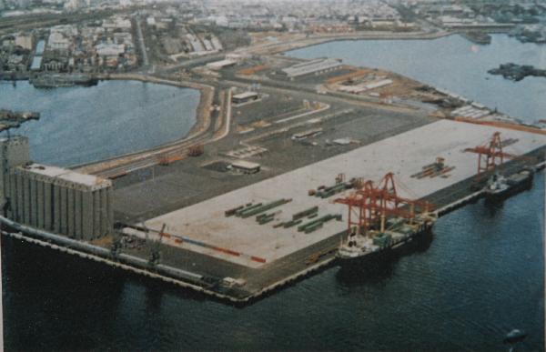 Completion of Pier 5 (September, 29, 1978) 첫번째이미지